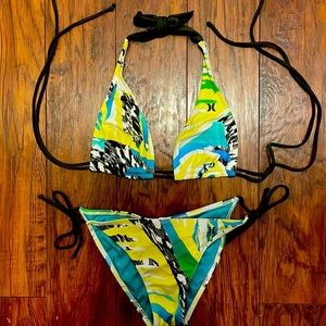 Hurley cheeky, bikini size S. Gently worn.